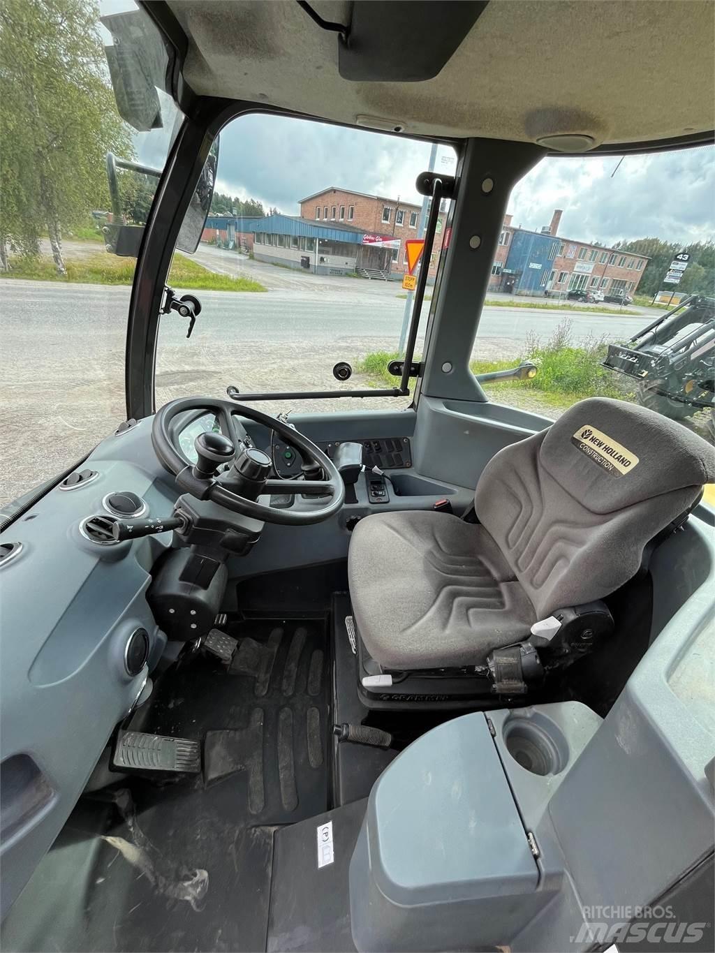 New Holland W70C Wheel loaders