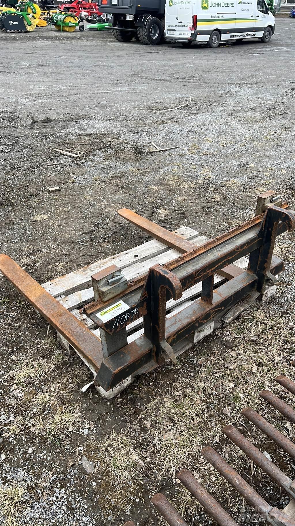 Norje Pallgaffel Other components