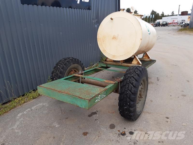  VAGN 1-AXLAD MED TANK Multi-purpose Trailers