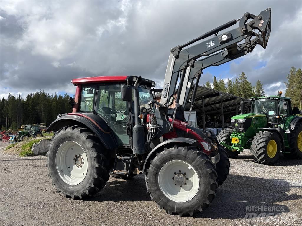Valtra N103 Hitec 5 Tractors