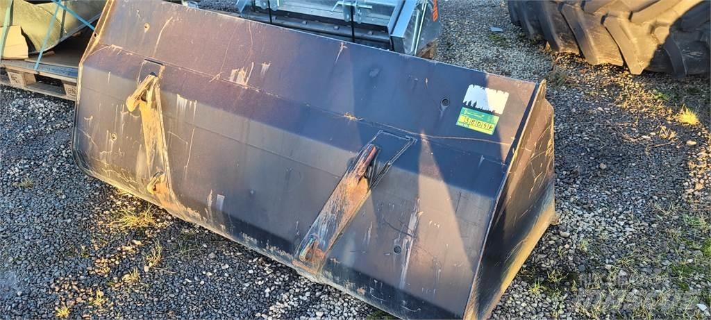  VOLYMSKOPA 200 EURO Front loader accessories