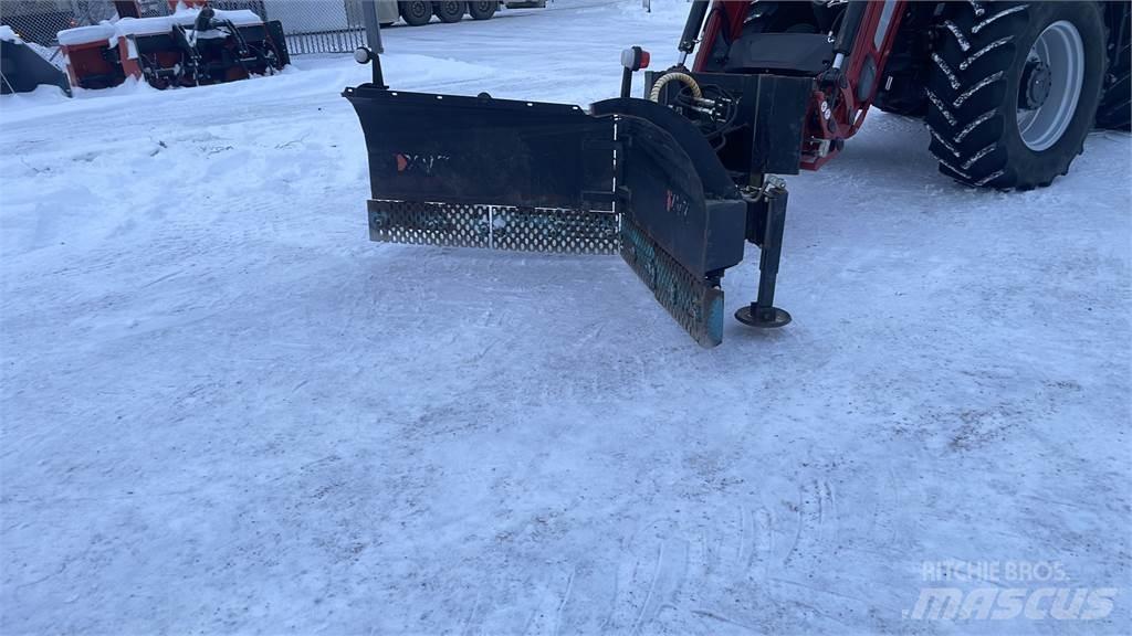 XYZ Vikplog 2800 Snow blades and plows