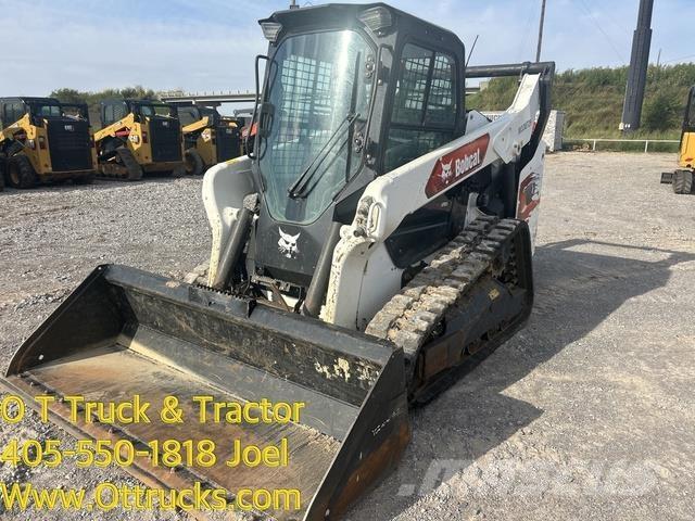 Bobcat T76 Skid steer loaders