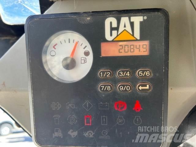 CAT 239D Skid steer loaders