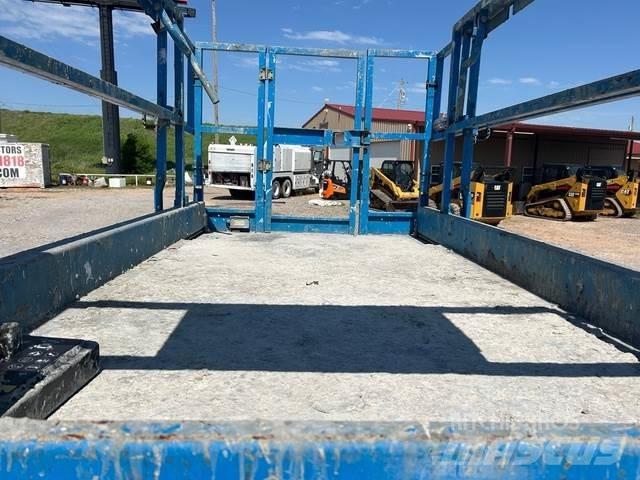 Genie GS3369 RT Scissor lifts