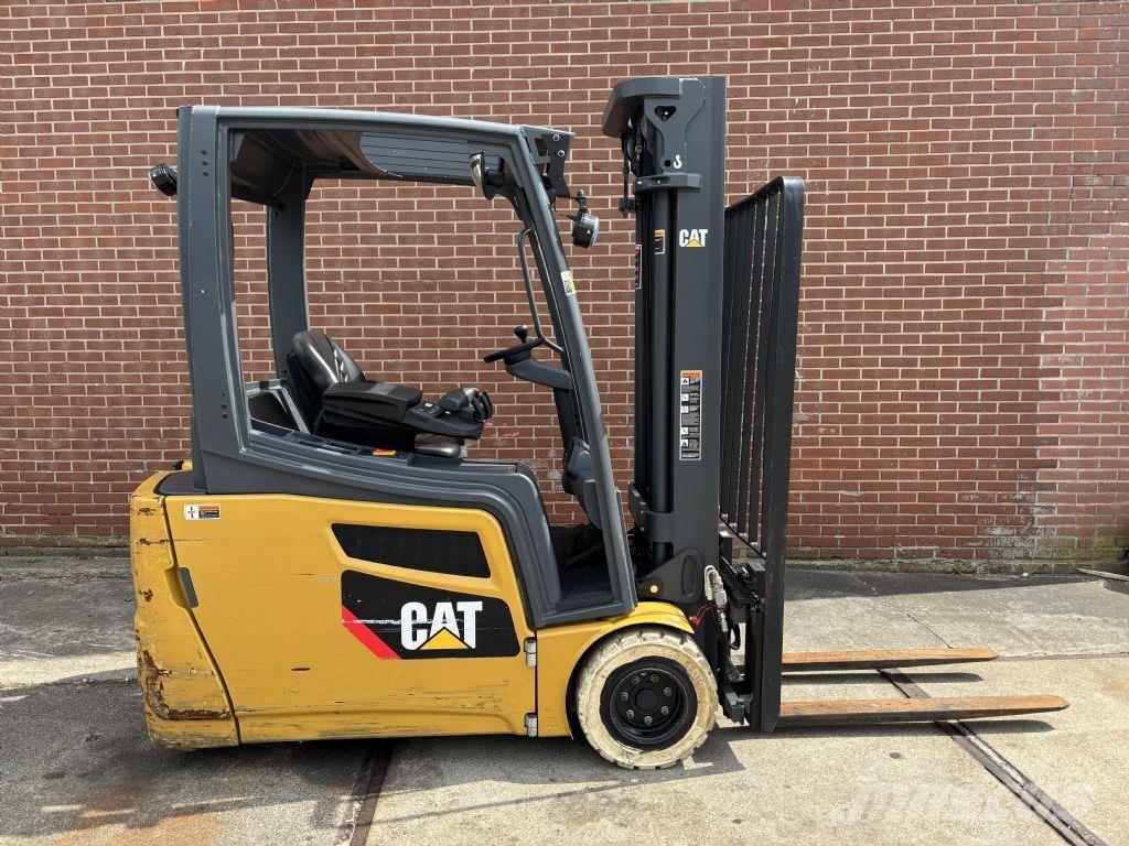 CAT 2ET4000 Electric forklift trucks