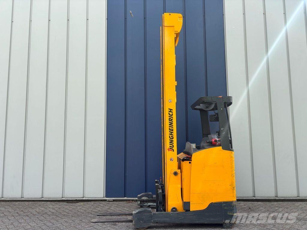 Jungheinrich ETV 216 Reach truck