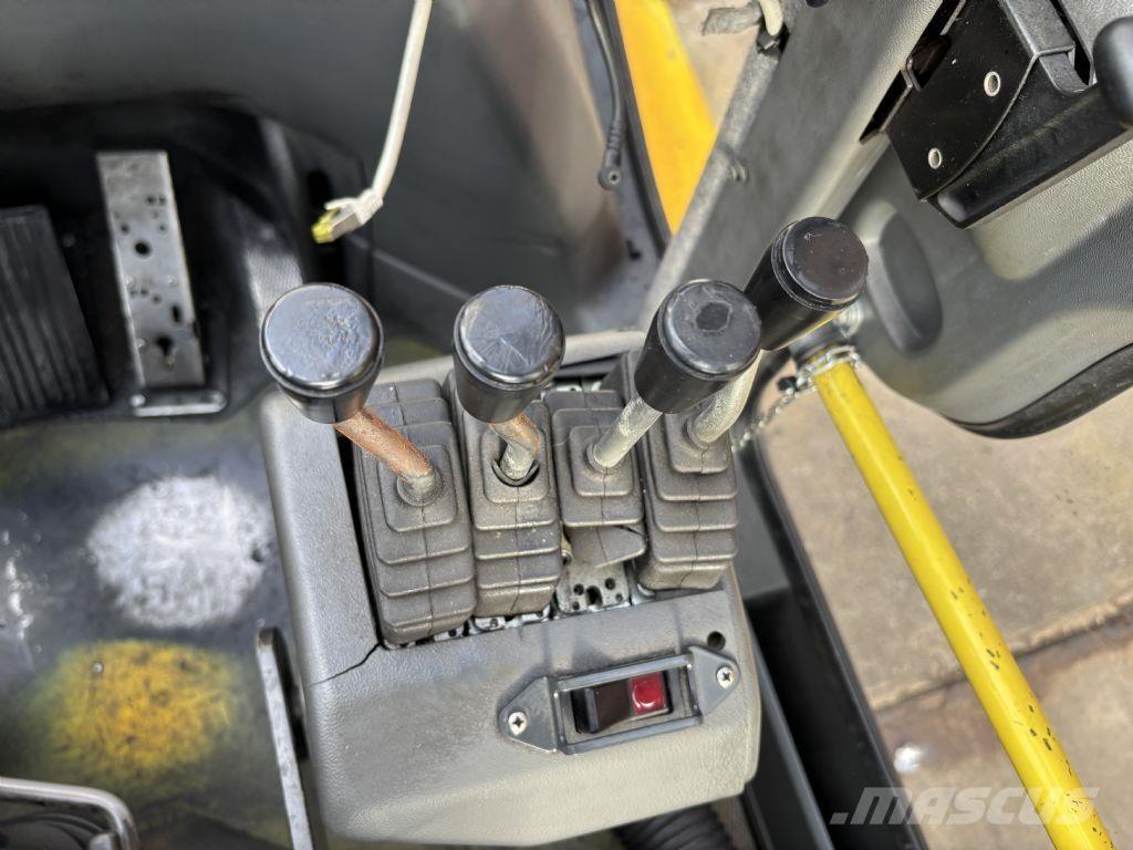 Kalmar DCF 80-6 Diesel trucks