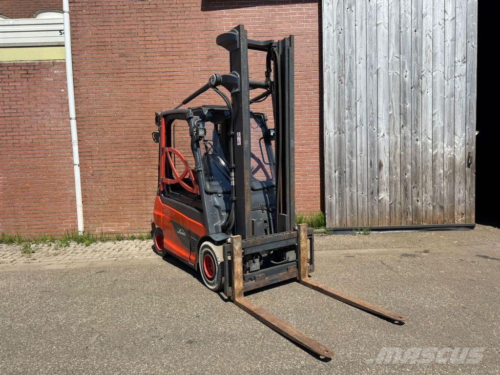 Linde E30-01 Electric forklift trucks