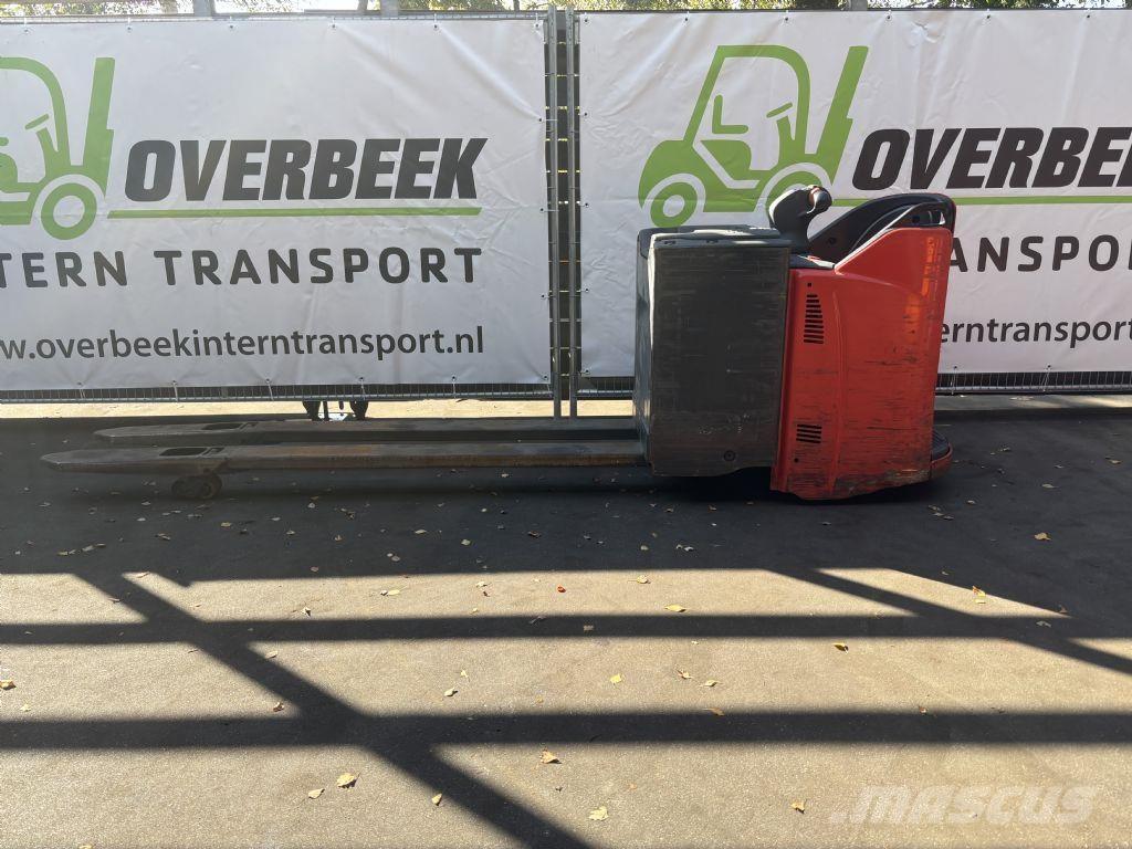 Linde T20 SP Self propelled stackers