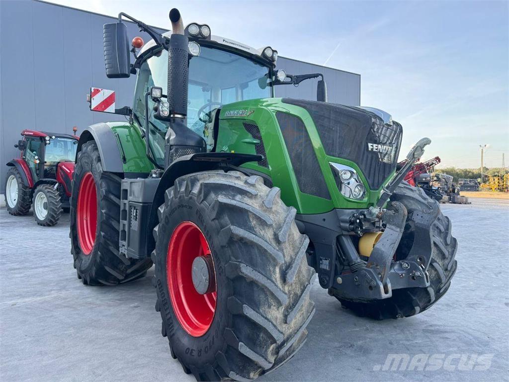 Fendt 828 Tractors