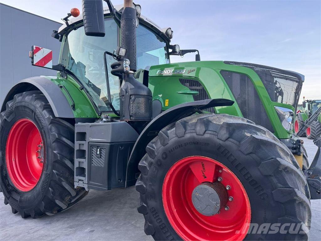 Fendt 828 Tractors