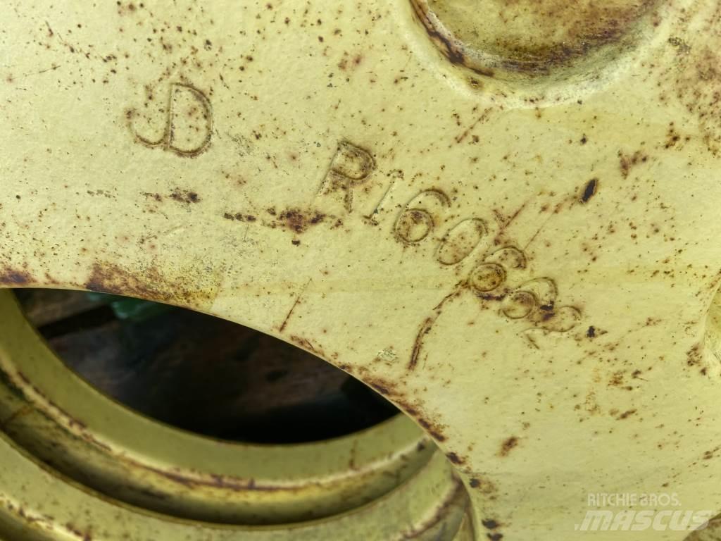 John Deere  Other tractor accessories