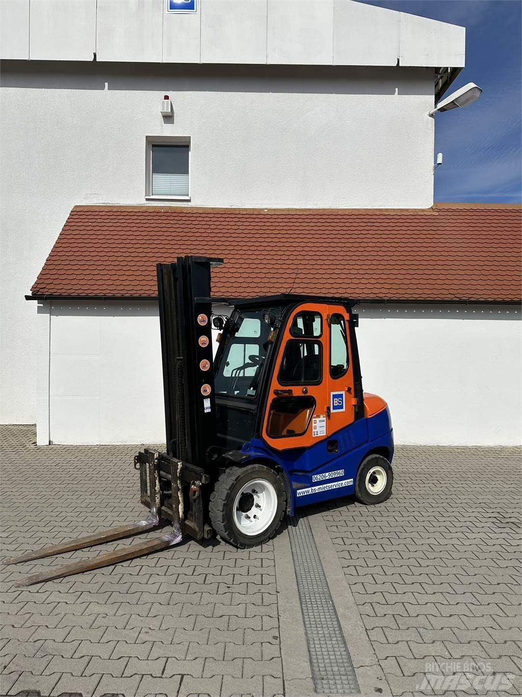 Clark C30D Other