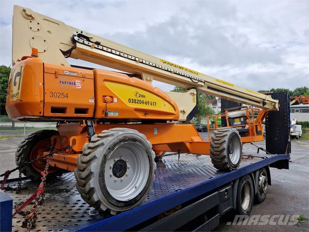 JLG M 600 JP Telescopic boom lifts