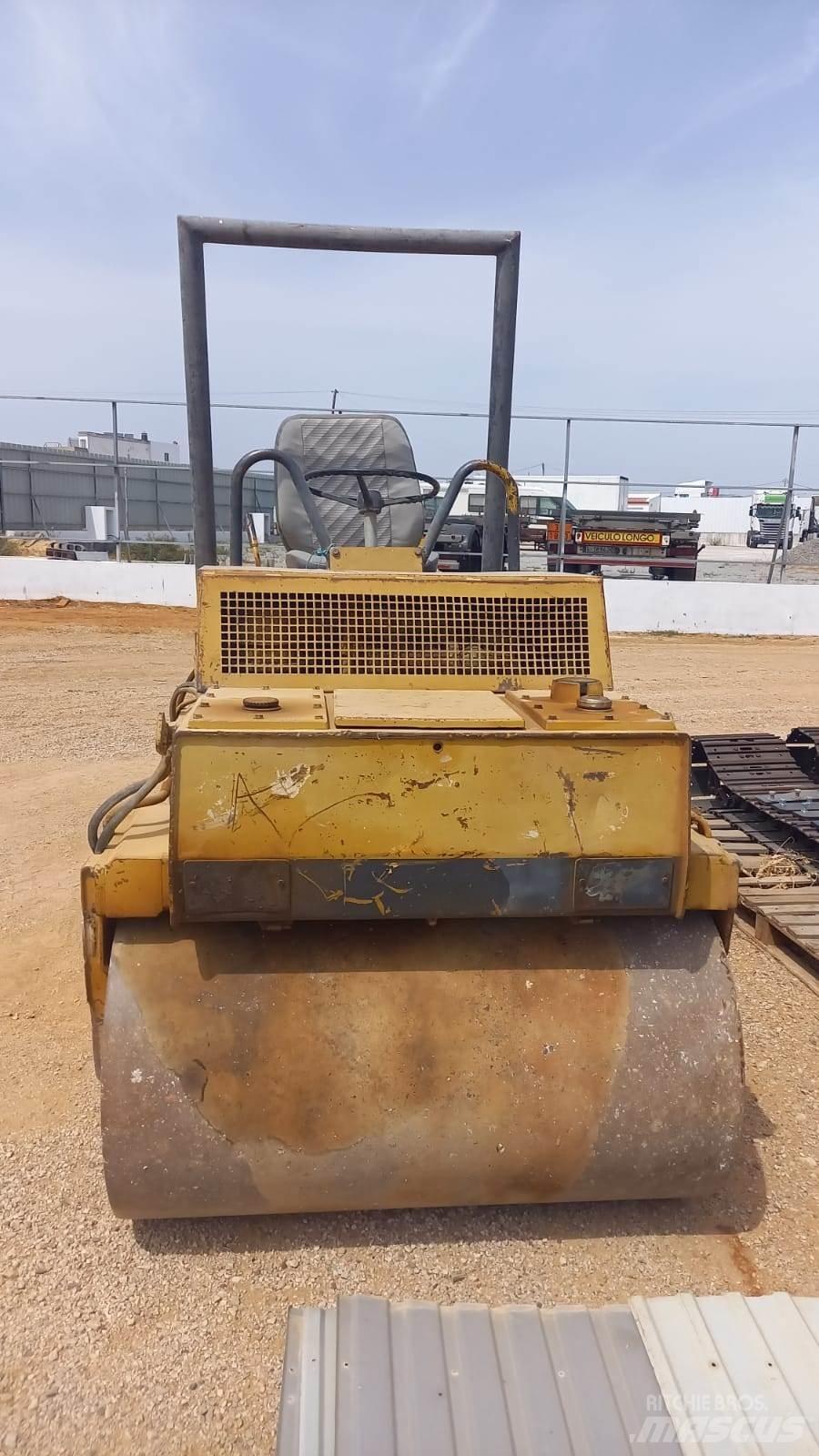 Bomag BW120AD Twin drum rollers