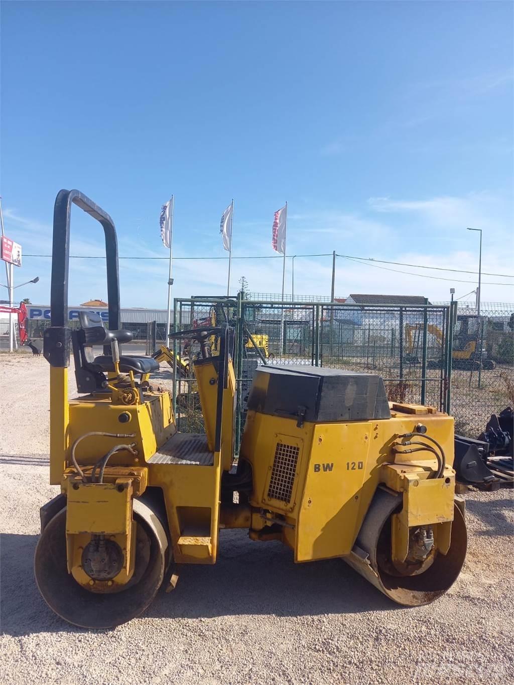 Bomag BW120AD Twin drum rollers