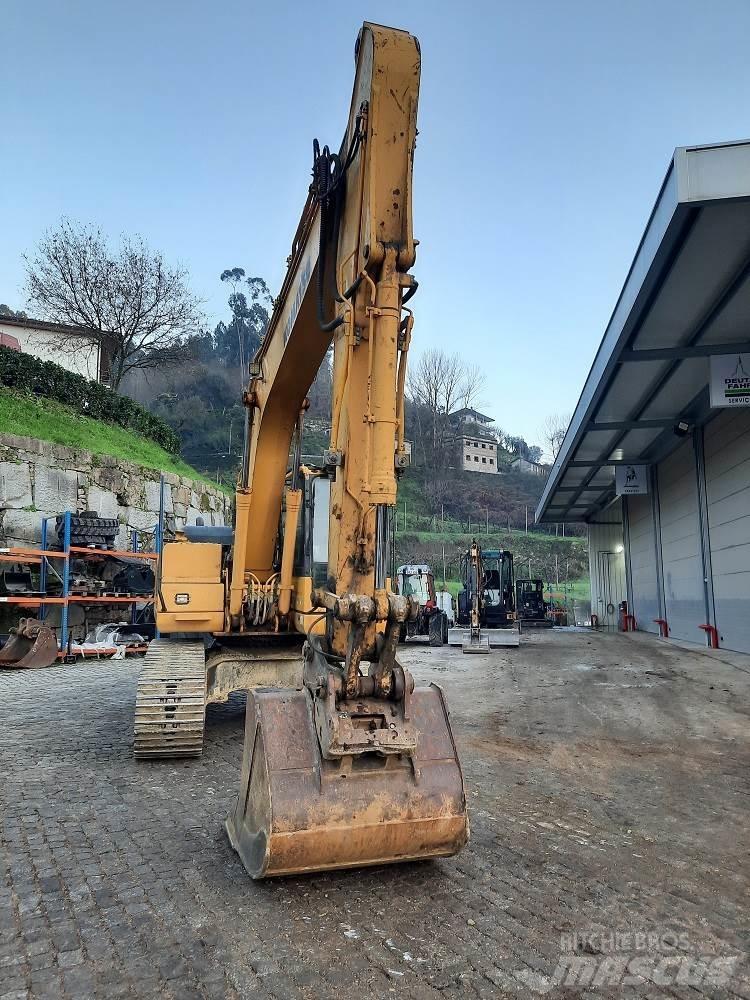 Komatsu PC160LC-8 Crawler excavators