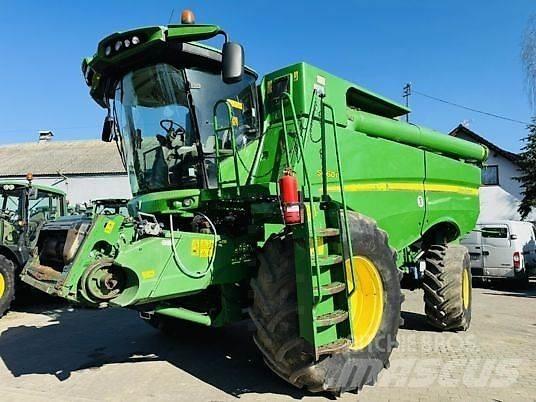 John Deere S660I Combine harvesters
