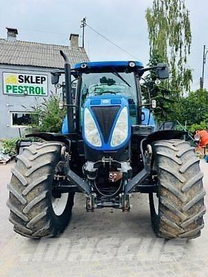 New Holland T7.210RC Tractors