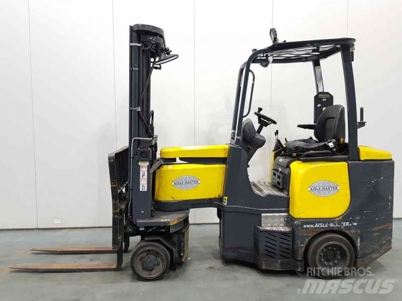 Aisle-Master 15E Narrow aisle truck