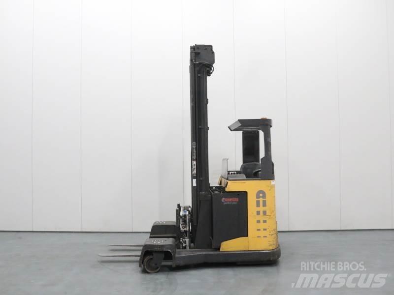 Atlet UFS200 DTFV RG 755 4-way reach truck