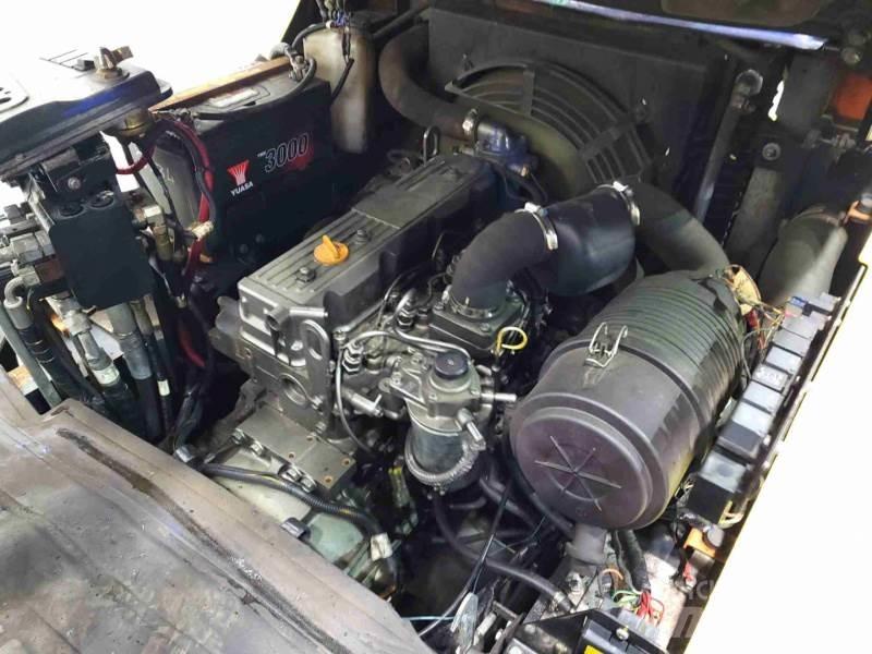 Doosan D30S-5 Diesel trucks