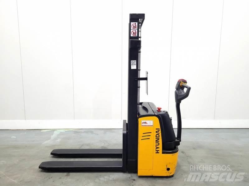 Hyundai 10ES Hand pallet stackers