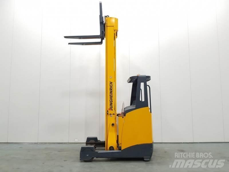 Jungheinrich ETV320 Reach truck