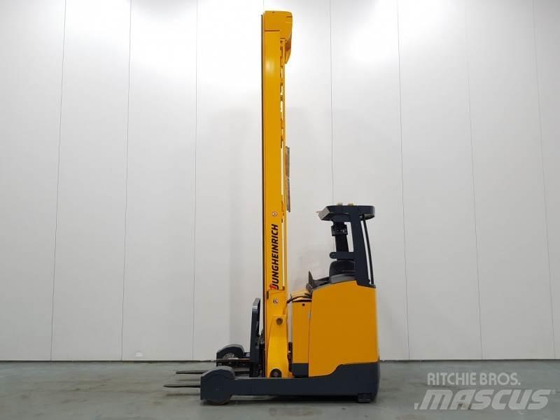 Jungheinrich ETV325 Reach truck