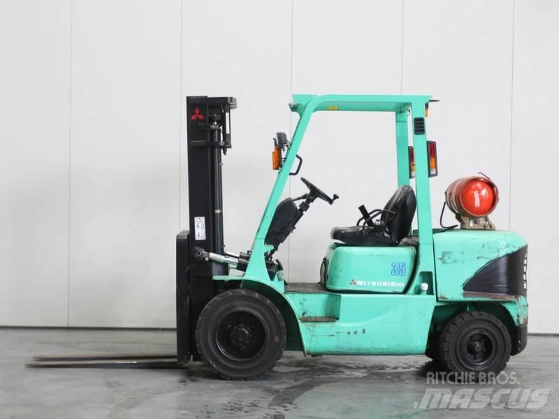 Mitsubishi FG35K LPG trucks