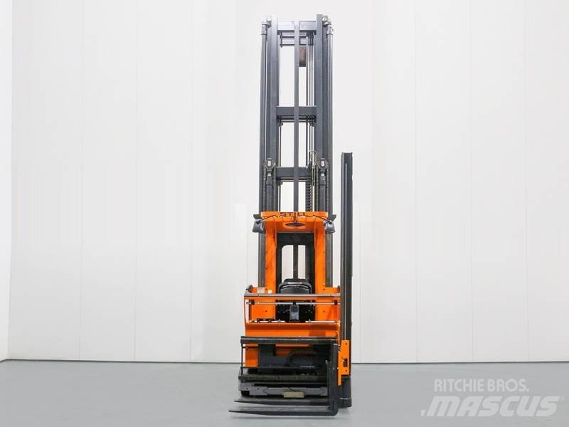 Still MX-X TR Narrow aisle truck