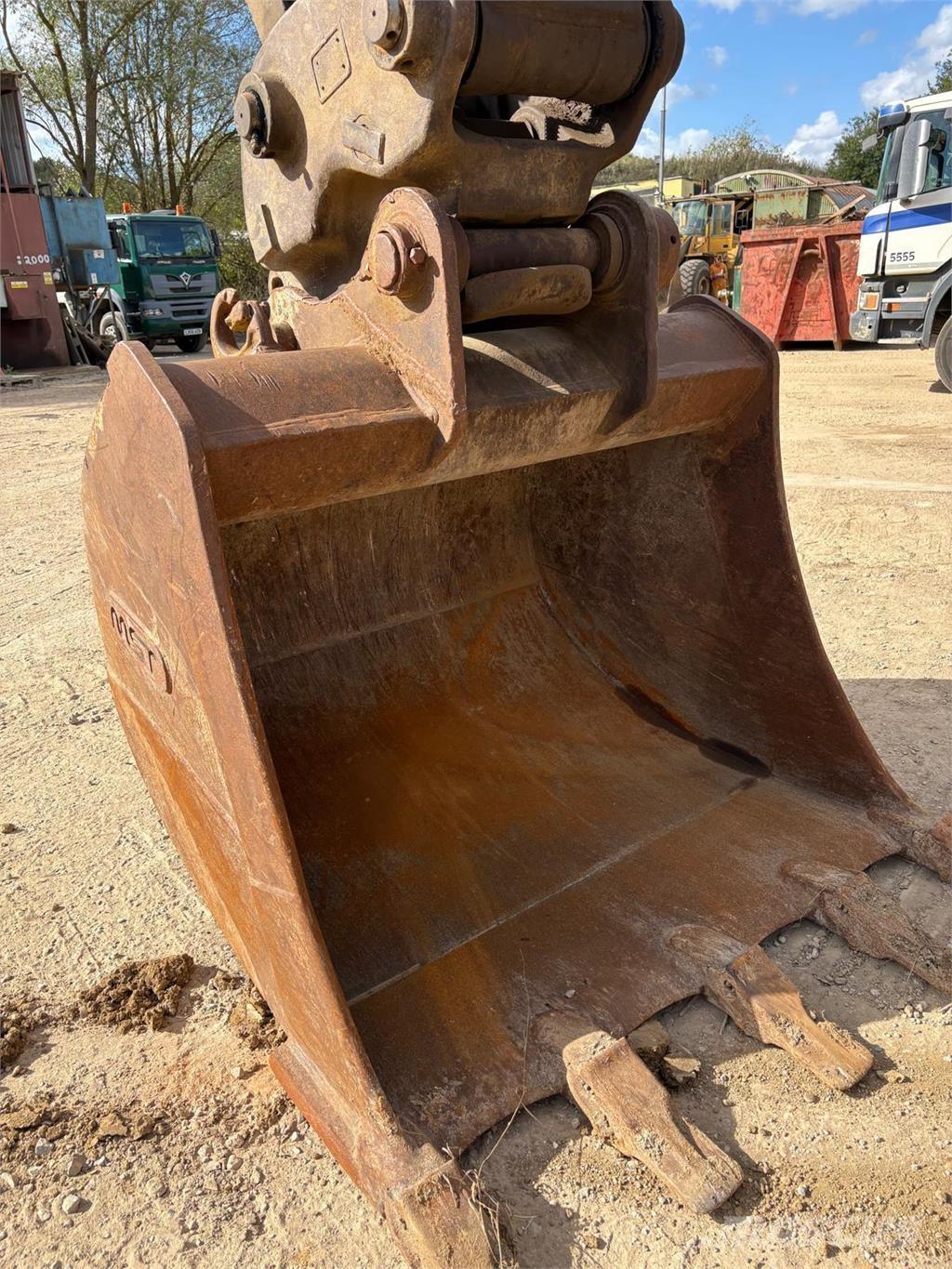 Volvo EC290BLC Crawler excavators