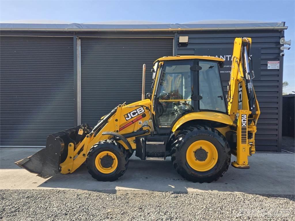 JCB 3CX Backhoe