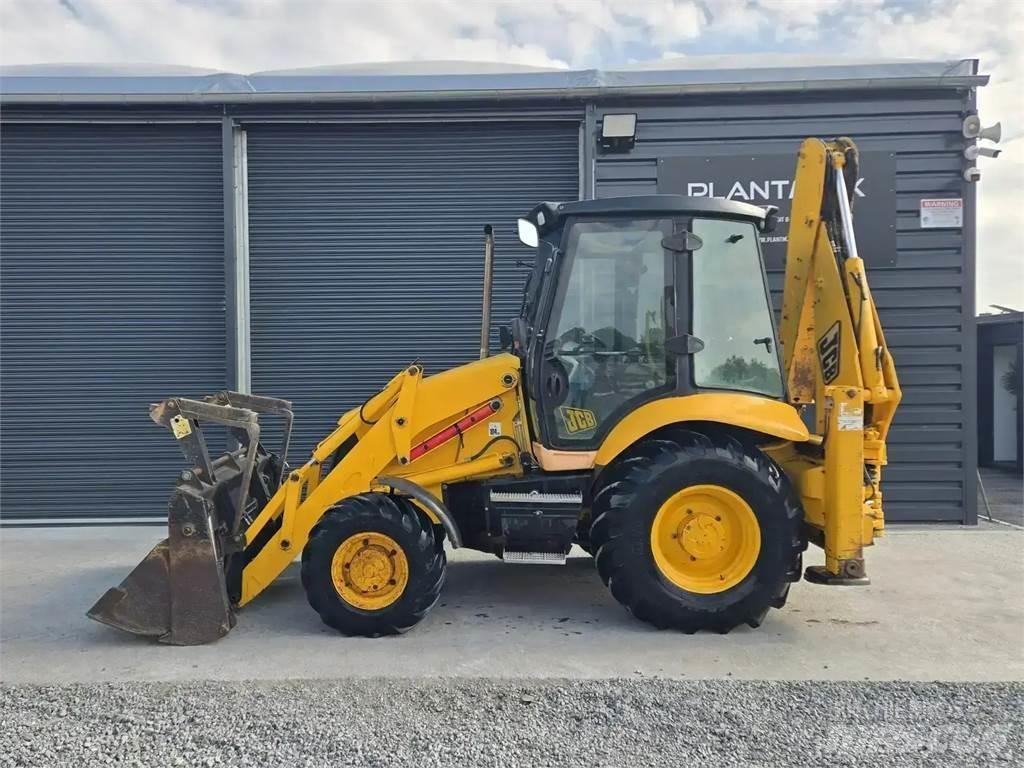 JCB 3CX Backhoe