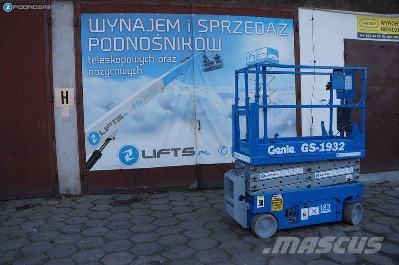 Genie 1932 Scissor lifts