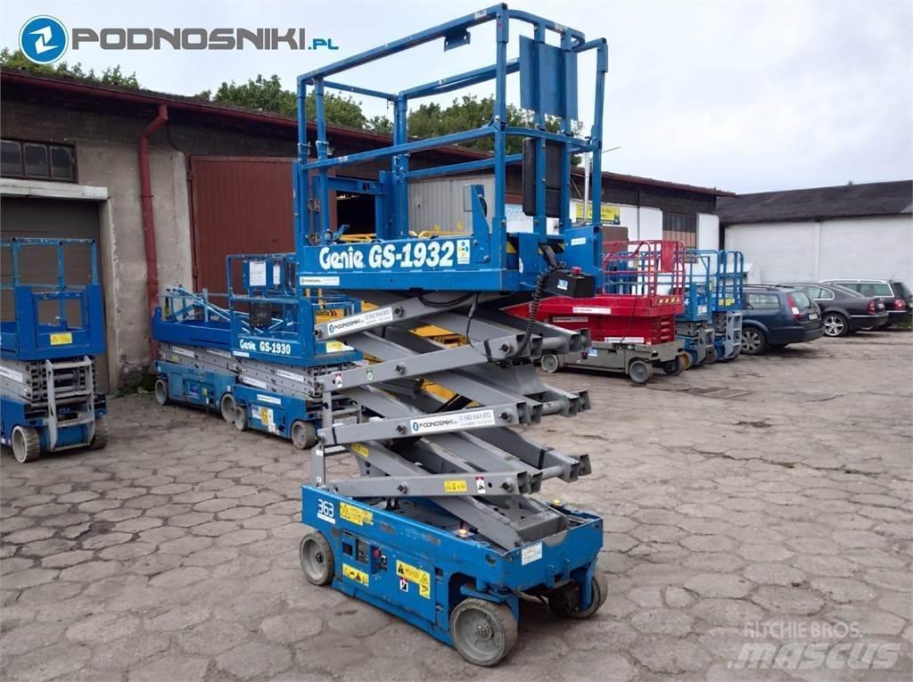 Genie 3219 Scissor lifts