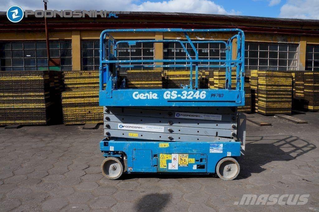 Genie 3246 Scissor lifts