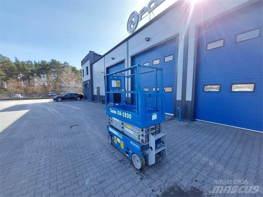 Genie GS-1930 Scissor lifts