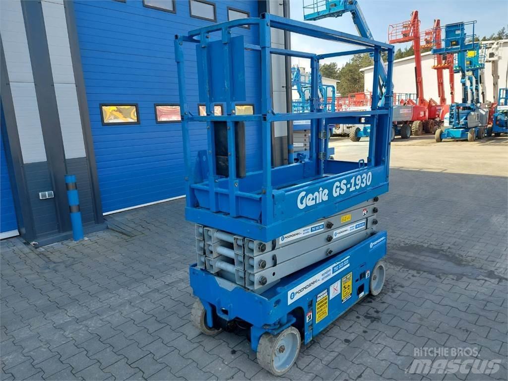 Genie GS-1930 Scissor lifts