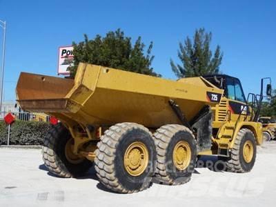 CAT 725 Articulated Haulers