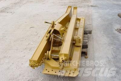 CAT 730 Tailgate Other components
