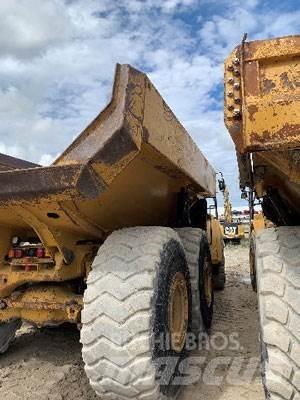 CAT 740B Articulated Haulers