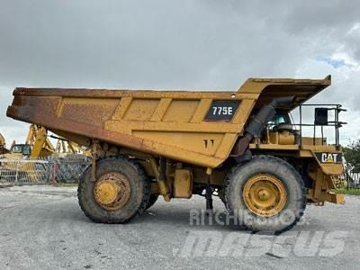 CAT 775E Rigid dump trucks