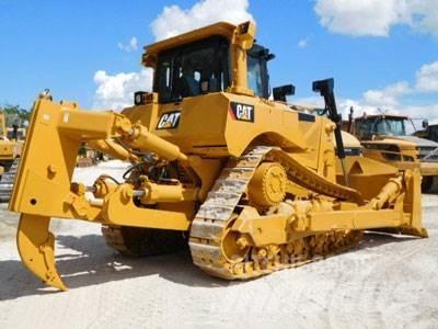 CAT D8T Crawler dozers