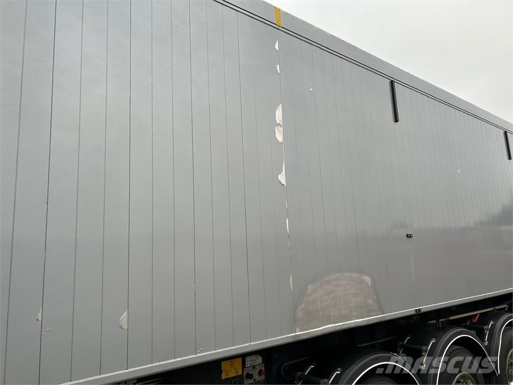 AMT 4-aks 60m3 Tipper semi-trailers