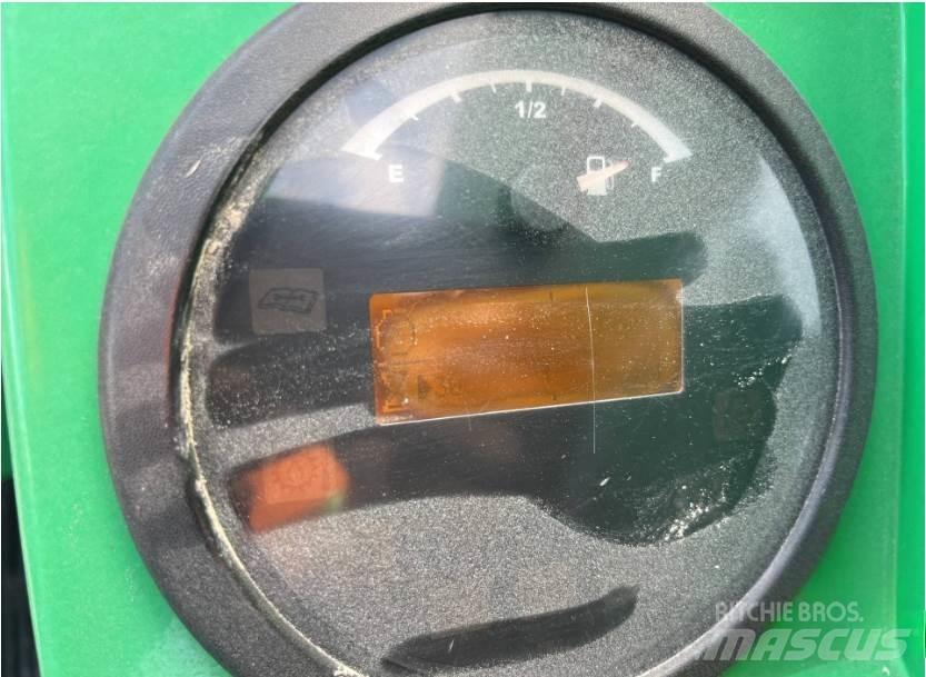 JLG 10042 Other