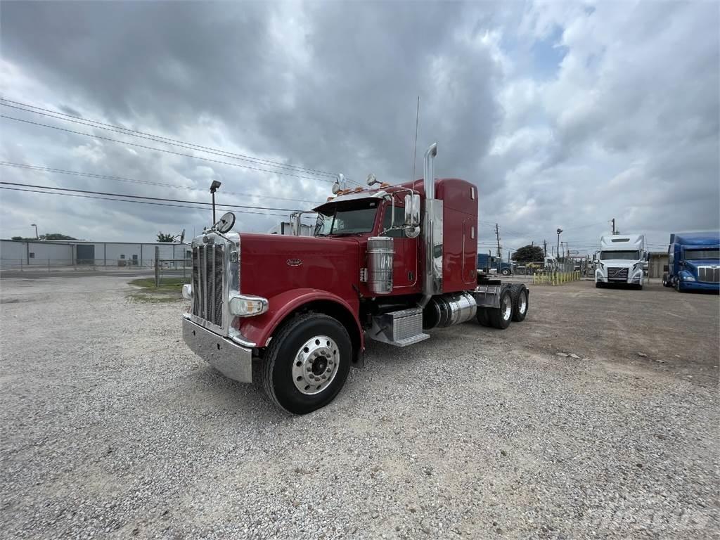 Peterbilt 389 Prime Movers