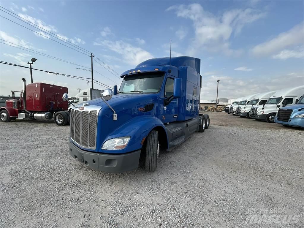 Peterbilt 579 Prime Movers