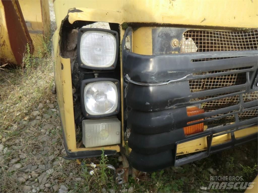 CAT 323D Other